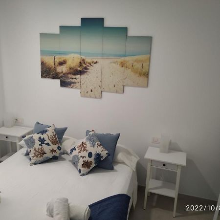 Brisas Del Medano Apartment ภายนอก รูปภาพ